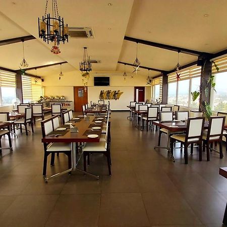 Hotel Blue Pearl Chikmagalur Bagian luar foto