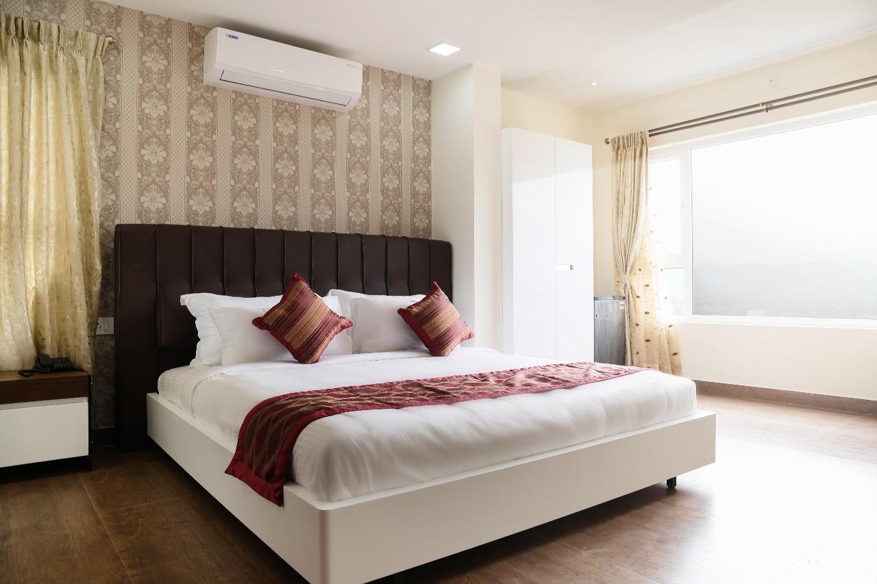 Hotel Blue Pearl Chikmagalur Bagian luar foto